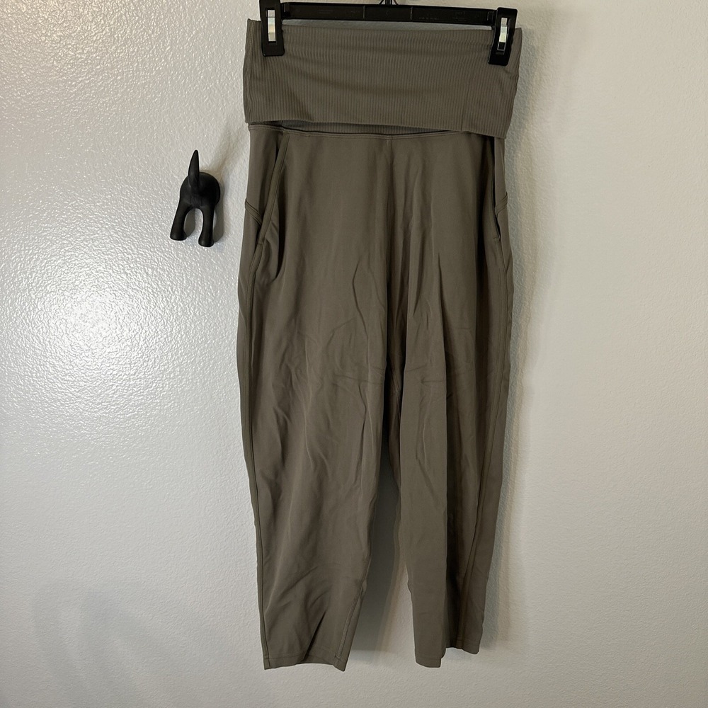 Lululemon Align Rib Waist Crop‎ Size 4 Carob Brown